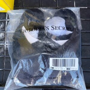 Victoria's Secret Plush Black Slippers